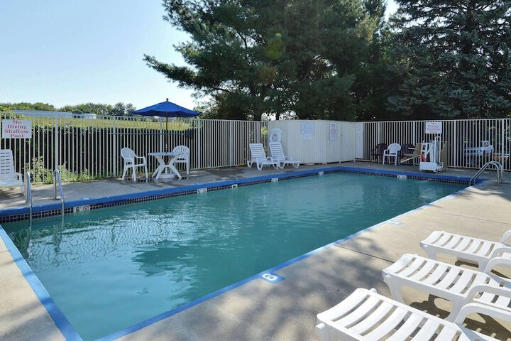 Pool 16 of 46