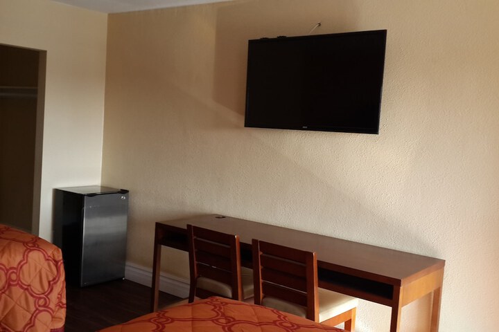 Room 15 of 47