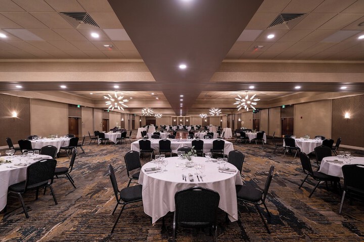 Holiday Inn Cleveland-S Independence by IHG