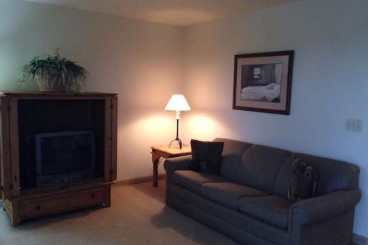 Room 15 of 38