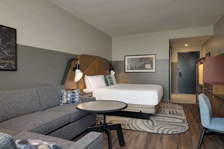 Hotel Nickel Plate Fishers Tapestry Collection by Hilton