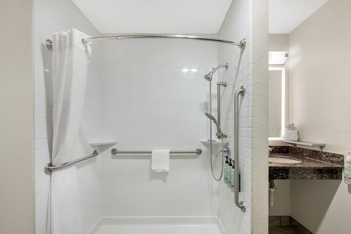 Best Western Airport Albuquerque InnSuites Hotel & Suites
