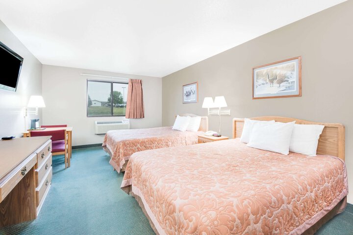 Room 5 of 13