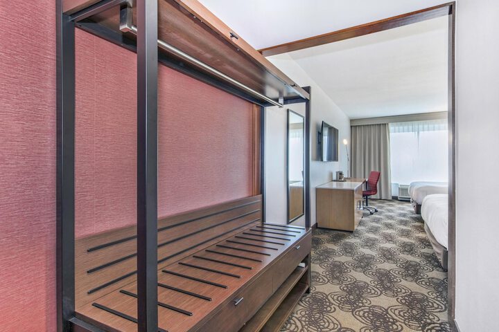 DoubleTree by Hilton Raleigh - Cary