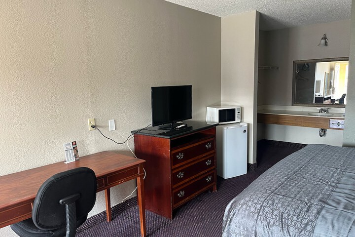 Room 14 of 20