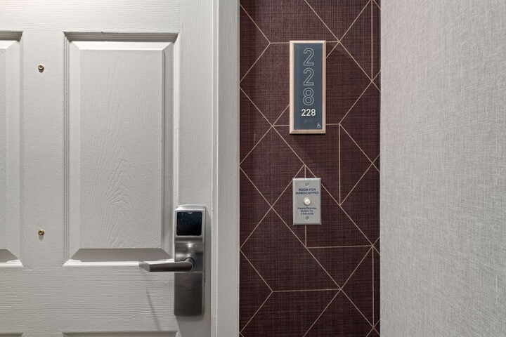 Room 19 of 49