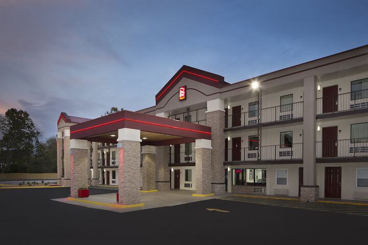 Red Roof Inn PLUS+ Birmingham East - Irondale / Airport