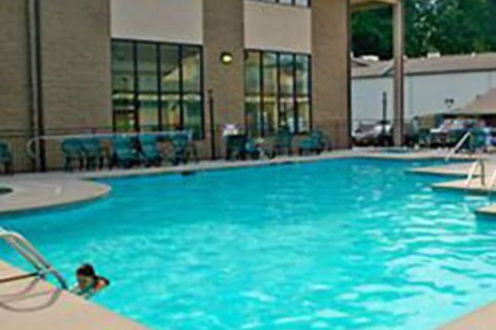 Pool 7 of 20