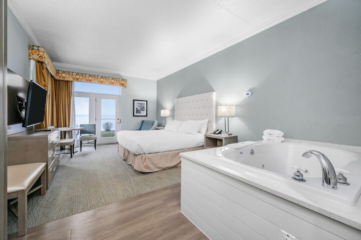 Cherry Tree Inn & Suites