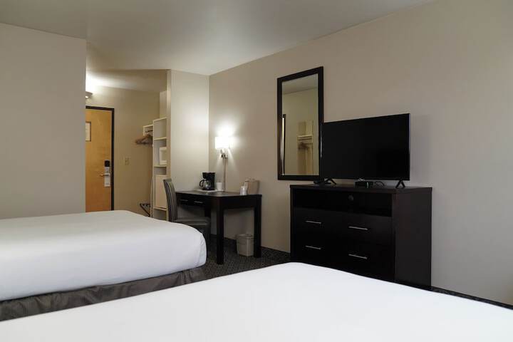 Room 35 of 49