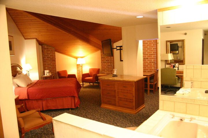 American Inn and Suites Ionia