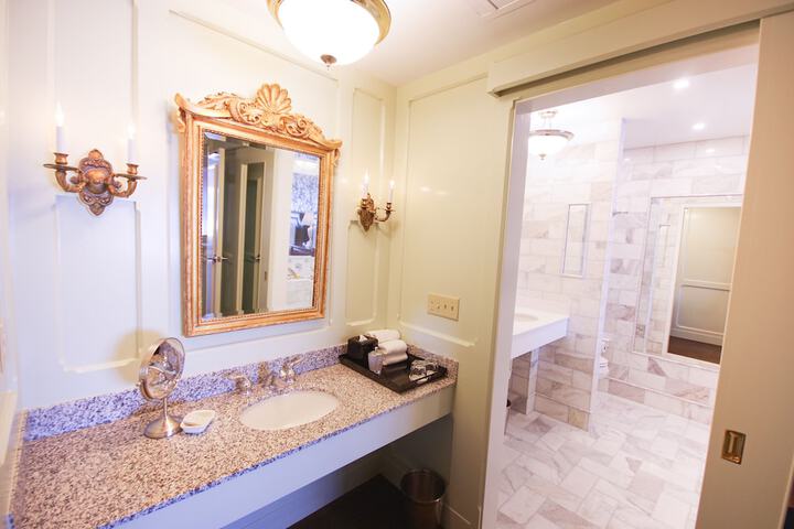 O.Henry Hotel