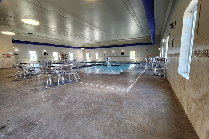 Pool 4 of 85