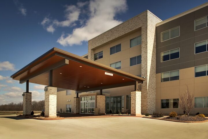 Hotel 8 of 55