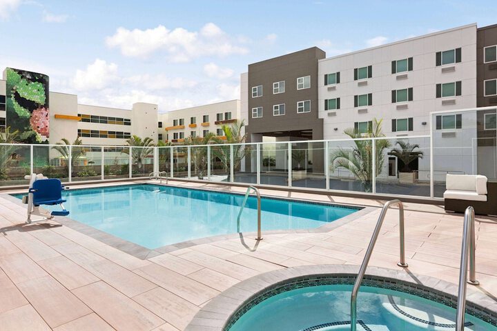 Pool 6 of 84