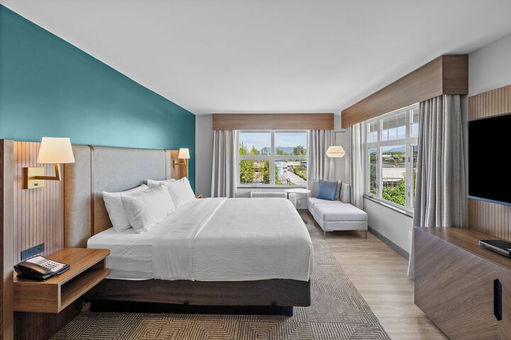 Holiday Inn Hotel & Suites Surrey East Cloverdale by IHG