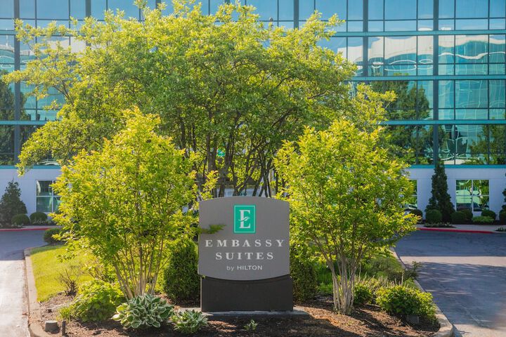 Embassy Suites by Hilton Lexington Green