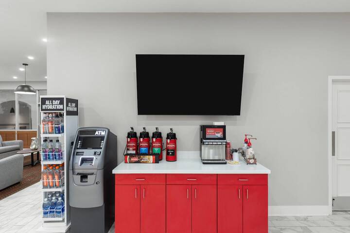 Ramada by Wyndham Kenner / New Orleans Airport South