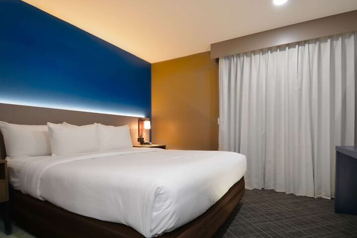 Room 26 of 55
