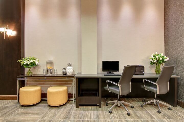 Business Center 47 of 47