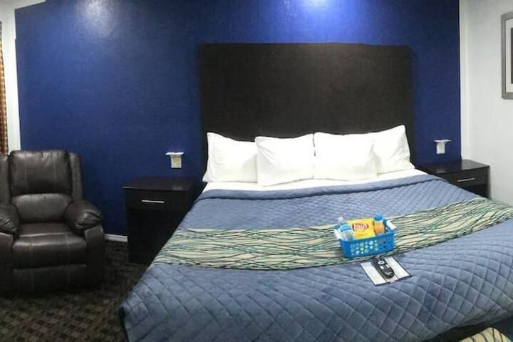 Room 16 of 47