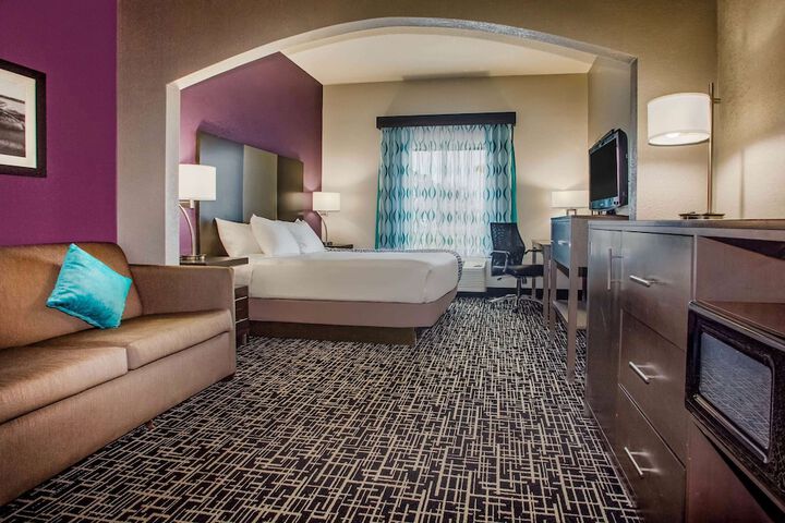 Room 14 of 30