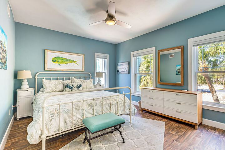 Steps to Beach: Home w / Sunset Views in Cedar Key!