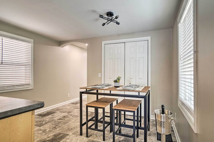 Walk to Parks & Dining: Cozy Canandaigua Home!