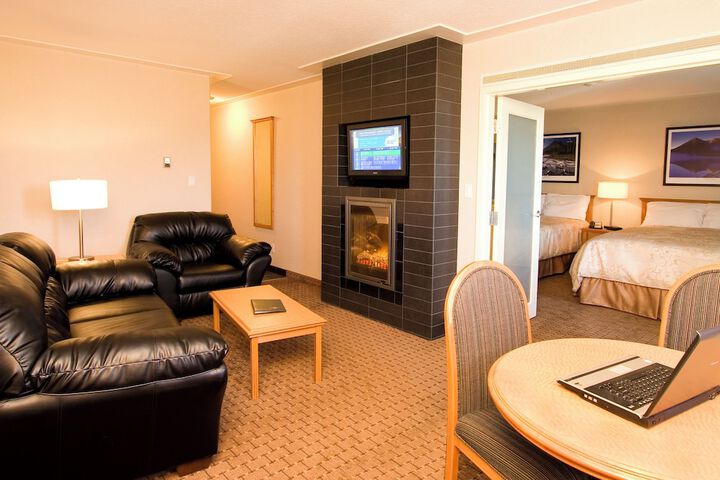 Room 10 of 35