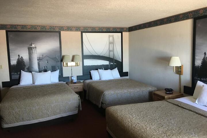 Room 11 of 23