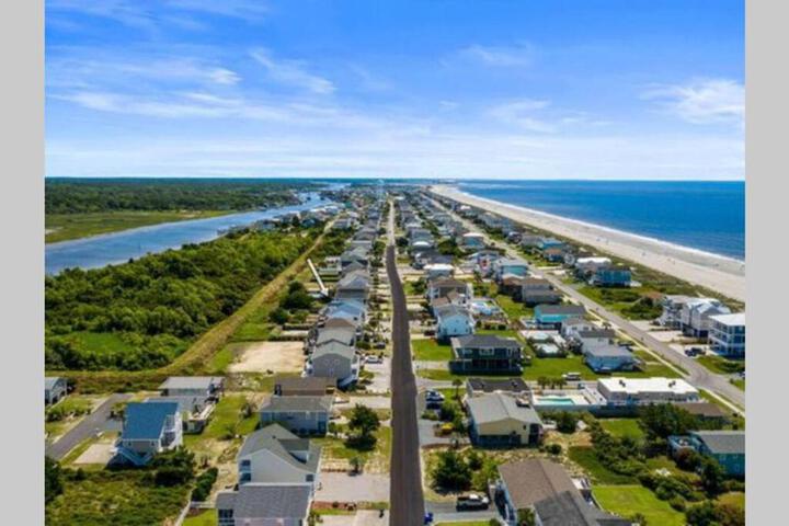 Aqua Haven - Second Street from Beach Home