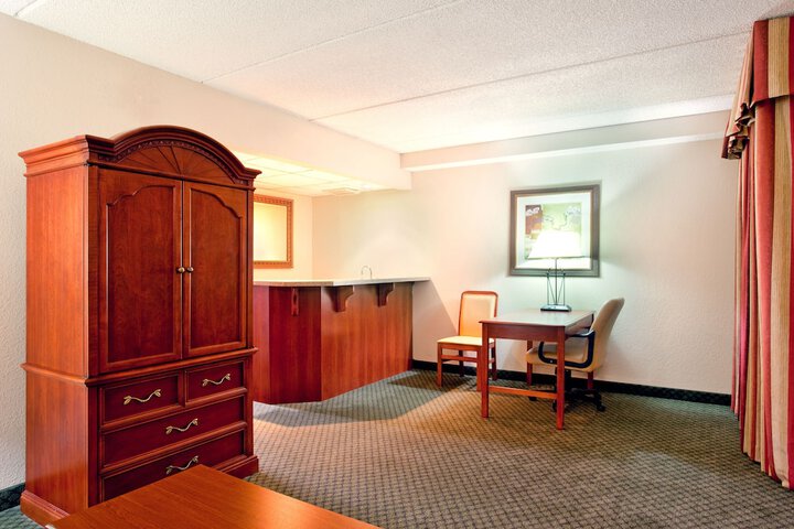 Room 30 of 50
