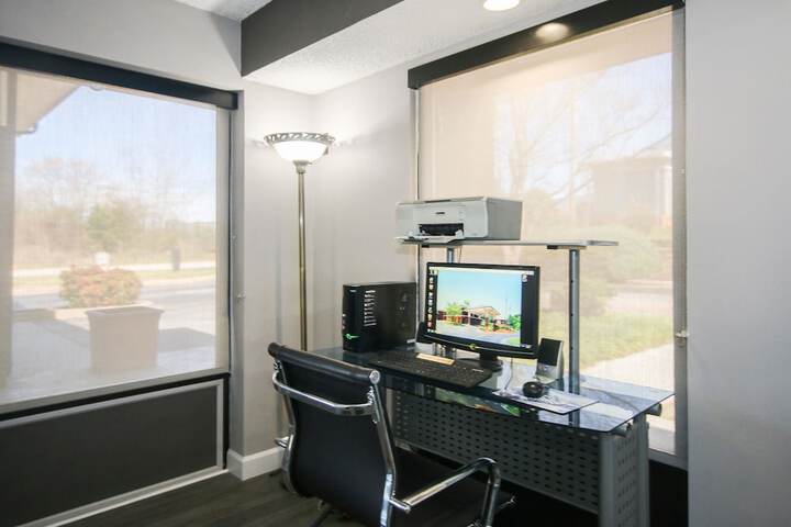 Business Center 45 of 45