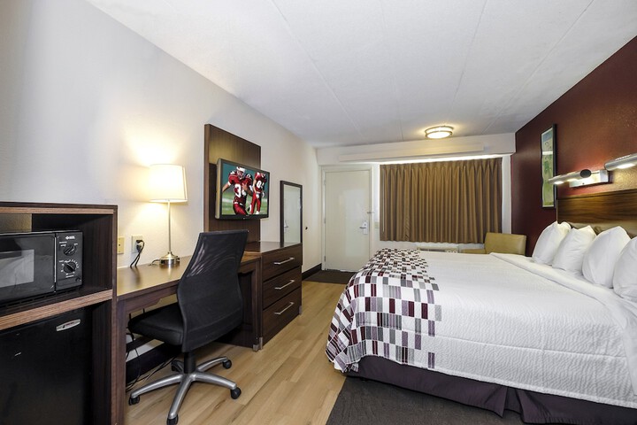 Room 12 of 34