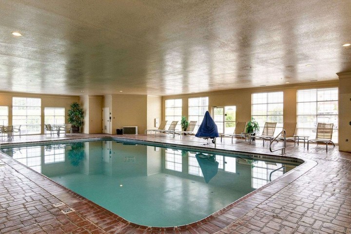 Pool 5 of 32