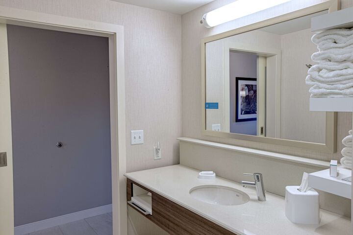 Room 31 of 43
