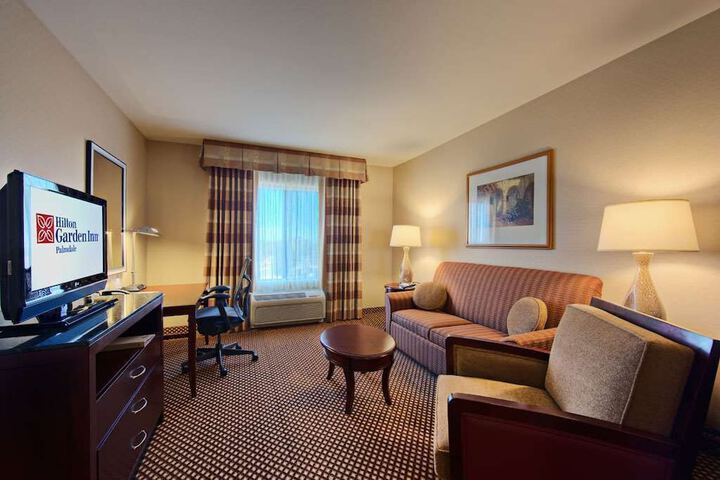 Room 12 of 23