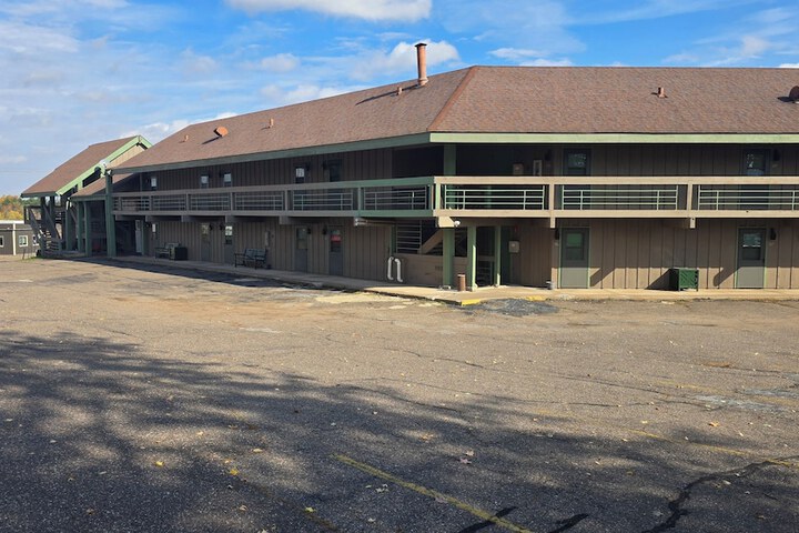 Timber Inn