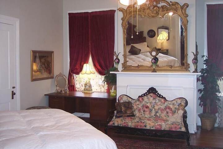 Room 38 of 41