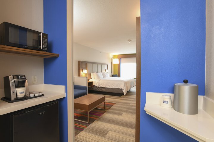 Room 20 of 48