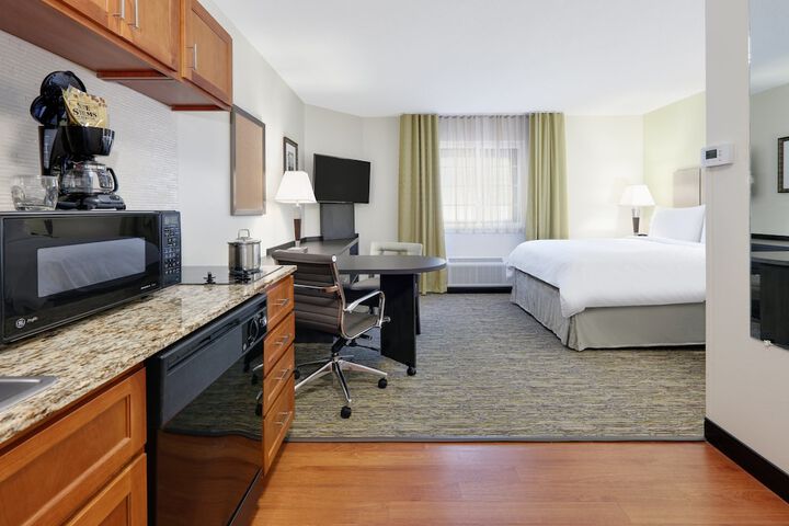 Room 13 of 26