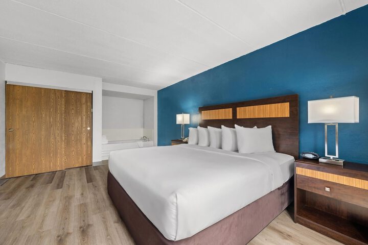 Comfort Suites Near Casinos Norwich-Uncasville CT