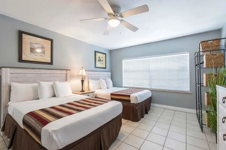 TREASURE ISLAND TOWNHOUSE