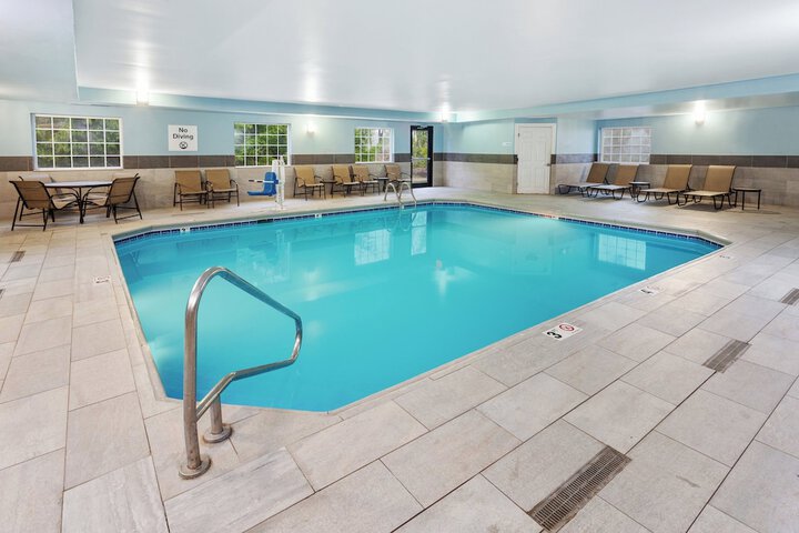 Pool 4 of 50