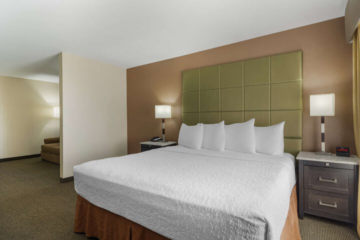 Room 21 of 41