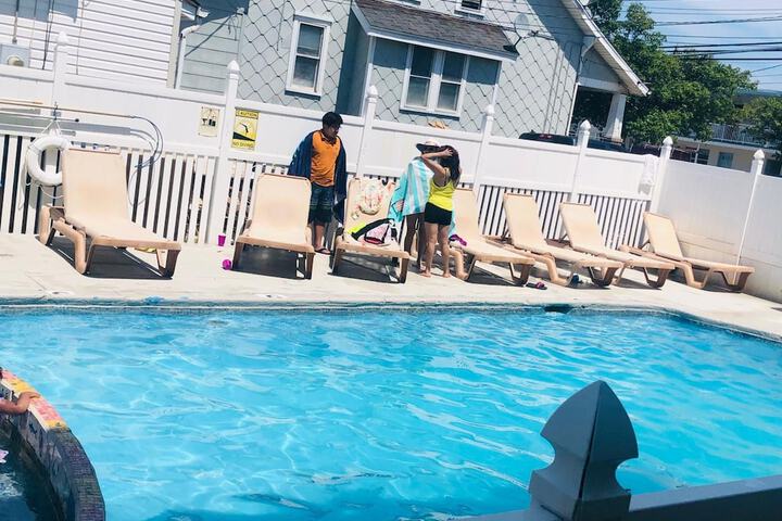 Pool 4 of 55