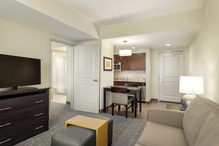 Room 18 of 35