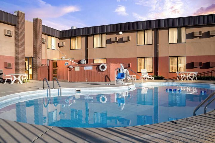 Pool 5 of 40