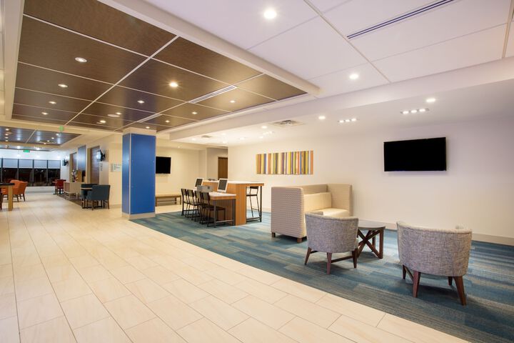 Hotel 5 of 41
