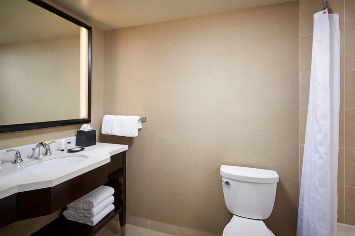 Room 35 of 93